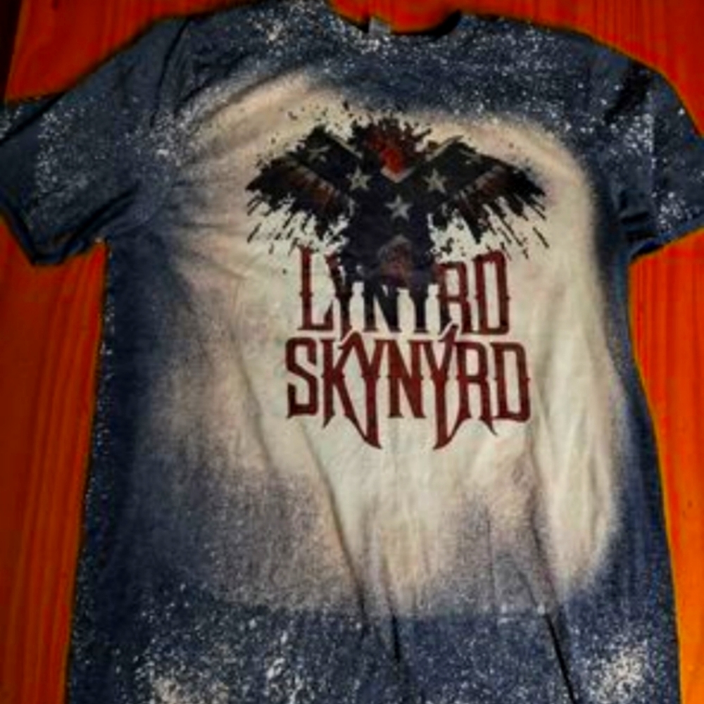 Unisex size Medium TShirt brand NEW!
